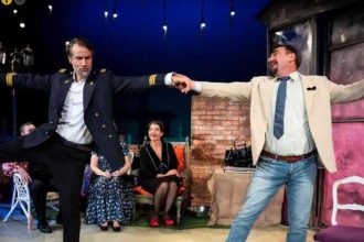 Spectacol la Pitesti duminica Playlist Amintiri din liceu