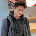 Tanar roman descoperit mort pe un camp in Italia