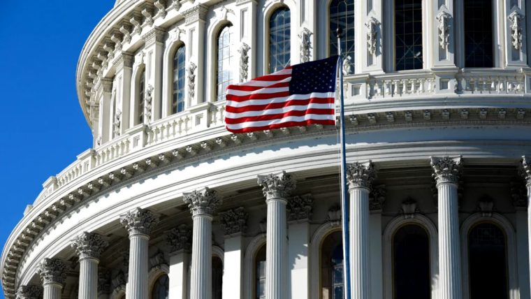 Venezuela va exporta petrol de doua miliarde dolari catre SUA