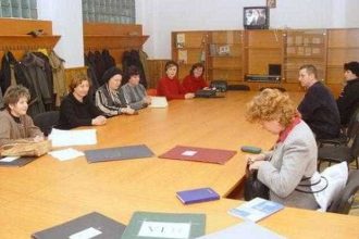 raspuns halucinant din partea ministerului pentru profesori serviciile comisiei europene nu aproba plata primei de cariera didactica