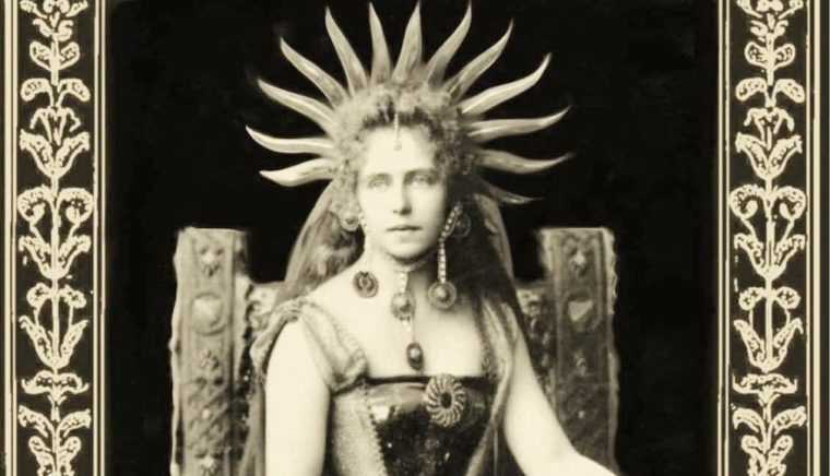 spectacol de teatru la centrul de cultura curtea de arges