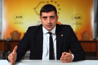 AUR a organizat proteste in 500 de locatii oamenii scandau Georgescu presedinte