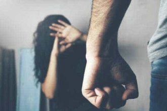 AUR propune sanctiuni mai severe pentru infractiunile sexuale comise impotriva minorilor