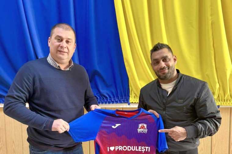 Banel Nicovita se intorce pe terren la varsta de 41 de ani