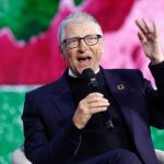 Bill Gates a admis ca a avut relatii cu doua rusoaice prezentate de Epstein