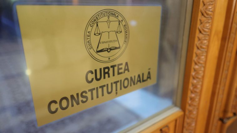 CCR a prelungit pentru a cincea oara decizia referitoare la pensiile magistratilor
