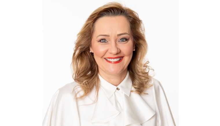 De Dragobete primarita Lasconi rasplateste cuplurile casatorite de mult timp