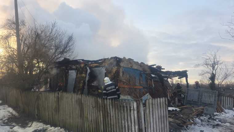 Drama la Draganul A murit in incendiu in propria casa