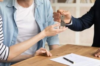 Escrocherie imobiliara in Capitala cum a obtinut un tanar 40000 de lei din apartamente imprumutate