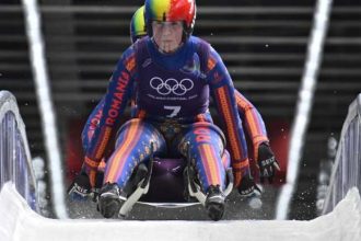 JO de iarna Raluca Stramaturaru si Carmen Manolescu locul 9 la sanie feminina dublu