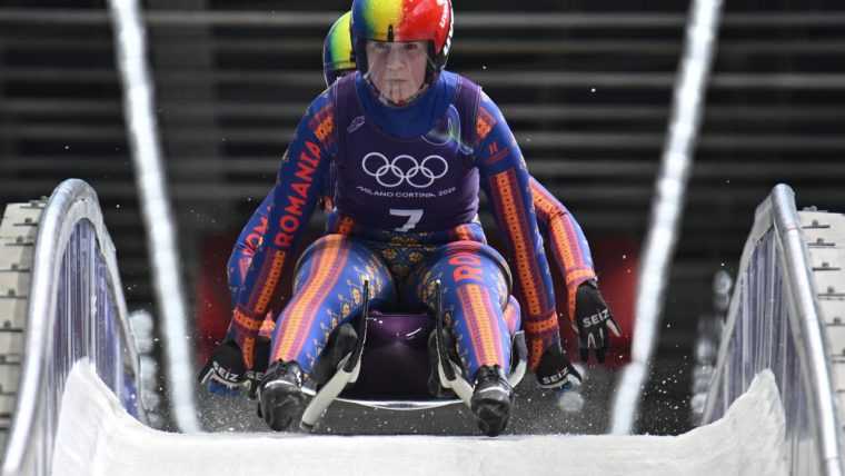 JO de iarna Raluca Stramaturaru si Carmen Manolescu locul 9 la sanie feminina dublu