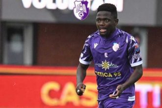 Mijlocasul ivorian Kevin Doukoure a parasit FC Arges