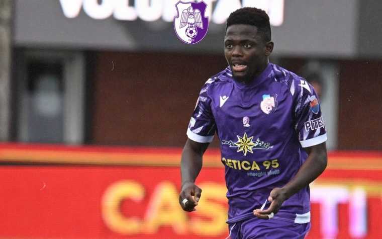 Mijlocasul ivorian Kevin Doukoure a parasit FC Arges