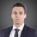 Mircea Badea dupa ce Robert Negoita a fost pus sub control judiciar Ne uitam hipnotizati la un petic de asfalt ca la un OZN Romania este tara abuzului in serviciu