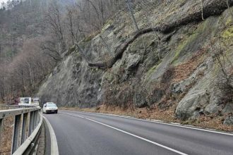 Noi restrictii de trafic pe Valea Oltului pentru lucrari de intarire a versantilor