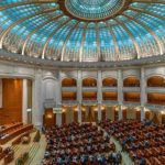 Parintii cu doi copii ar putea fi scutiti complet de impozitul pe venit Proiectul de lege va fi supus votului deciziv in Camera Deputatilor