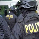 Perchezitii in Timis sase barbati retinuti pentru viol si racolarea unor fete minore de 14 ani