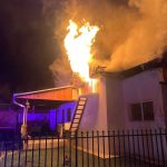 Pompierii au combatut flacarile timp de trei ore in Calinesti