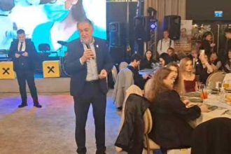 Primarul Gentea si sotia sa prezenti la Gala organizata de CCIA Arges