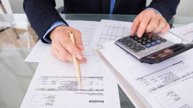 Romanii care nu isi mai permit sa plateasca ratele beneficiaza temporar de protectie impotriva executarii silite