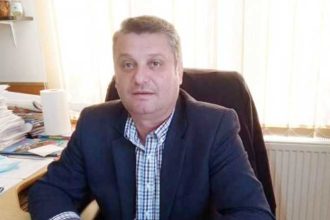 Scandalul ariilor protejate desenate din birou starneste indignarea autoritatiilor din Arges Primarul din Cosesti Una dintre aceste zone de protectie stricta se suprapune peste parcarea Spitalului Bradet