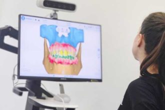 Se intampla la Topoloveni in judetul Arges Dr Vlad Negru ofera viitorul imagisticii faciale GRATUIT pacientilor