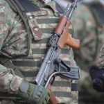 Soldati retinuti pentru trafic de droguri