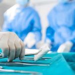 Spaga pentru interventie chirurgicala chirurg din Sibiu retinut in urma unui flagrant anticoruptie