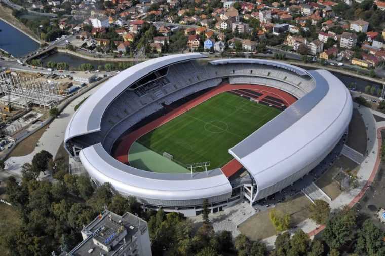 Stadionul viitorului arena din Cluj se alimenteaza cu energie solara si utilizeaza tehnologie LED