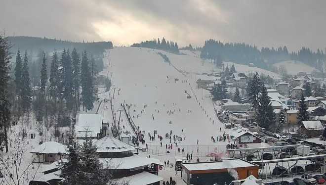 Statiunile romanesti depasesc Austria si Elvetia 8 din 10 turisti romani prefera destinatiile interne