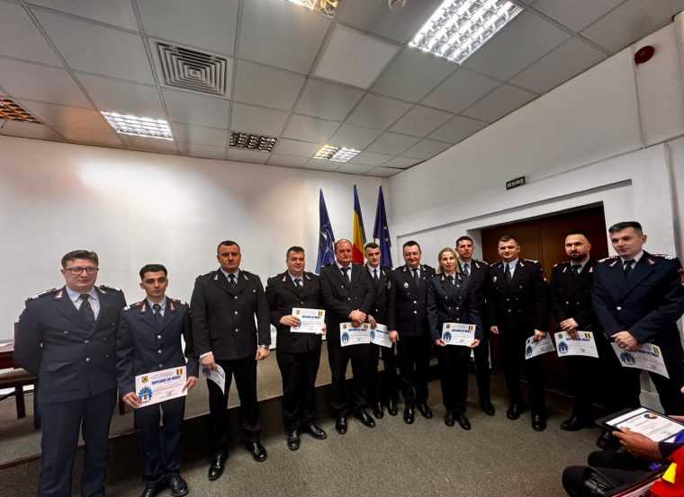 Treceri in rezerva si promovari anticipate cu ocazia Zilei Protectiei Civile