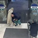 Un roman a incercat sa rapeasca o fetita de un an si jumatate de langa parintii ei intr un supermarket din Italia