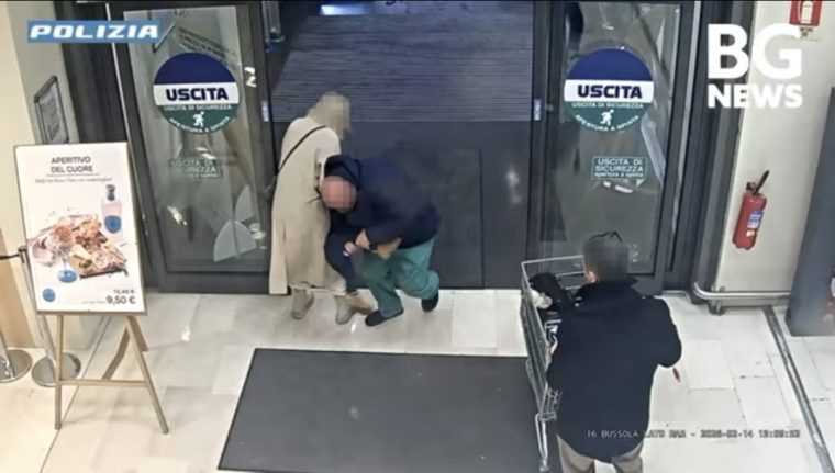 Un roman a incercat sa rapeasca o fetita de un an si jumatate de langa parintii ei intr un supermarket din Italia