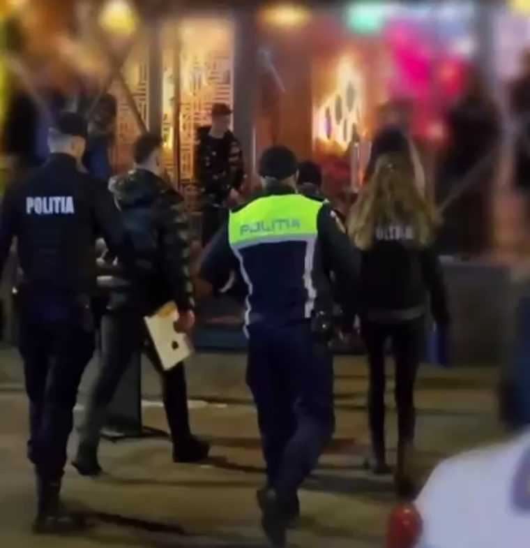 Video Raiduri ale poliiei la cluburile din centrul Pitetiului