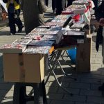 Vindeau martisoare in Pitesti fara acte legale Politia a aplicat amenzi