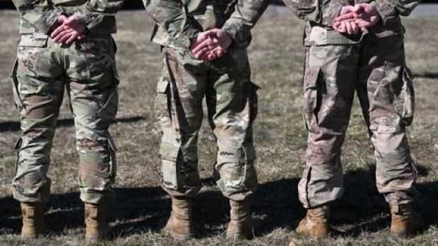 nereguli majore descoperite intr un batalion al MApN posturi vandute pensii exagerate si lemn furat cu camioane militare