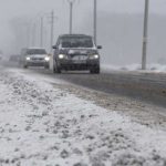 ninsorile afecteaza traficul in arges acumulari de zapada pe doua drumuri frecventate