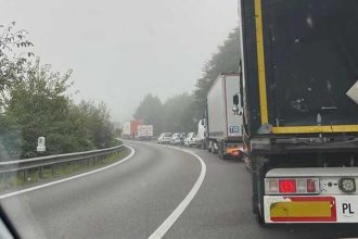 Atentie soferi Restrictii de greutate pe DN7 Valea Oltului timp de trei luni