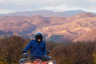Au fost sanctionati pentru ca au circulat cu ATV ul prin padura fara permisiunea proprietarilor