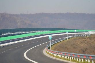 Autostrada Sibiu Pitesti avanseaza rapid o noua sectiune este aproape finalizata si ar putea fi inaugurata mai devreme