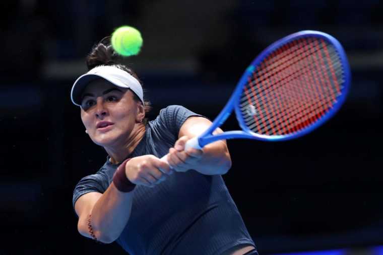 Bianca Andreescu a invins o pe Paula Badosa si va concura pentru trofeul turneului WTA 125 de la Austin