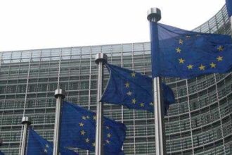 Comisia Europeana solicita explicatii imediate dupa speculatiile ca Ungaria ar fi tradat UE in favoarea Rusiei