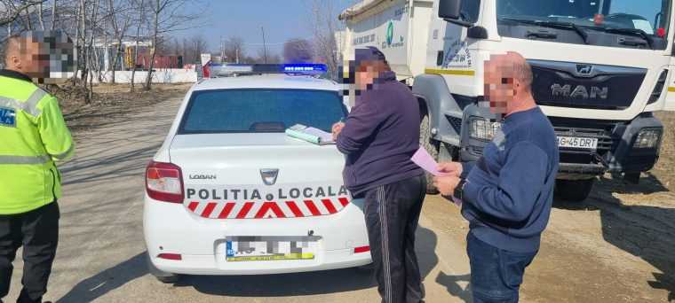 Constructor sancionat la Piteti pentru poluarea drumului public cu noroi