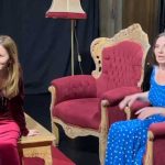 Contesa Elvira vine la Pitesti in premiera