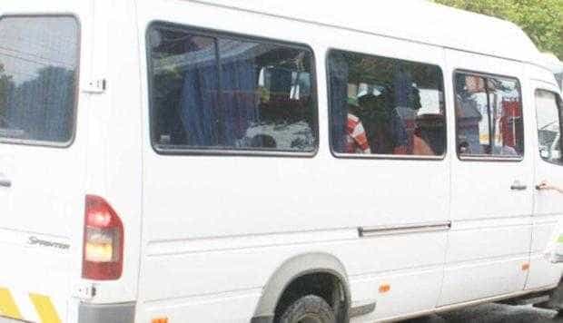 Continu a dezvaluirile despre ilegalitatile din transportul judetean de persoane O firma a licitat si a castigat la Craiova cu microbuzele noi retrase de pe traseele din Arges