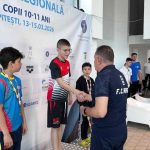 Copiii au participat la competitia de inot de la Pitesti pentru a obtine barele de calificare la Nationale