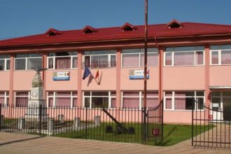 Curatenia de primavara o actiune esentiala pentru comunitatea din Bogati