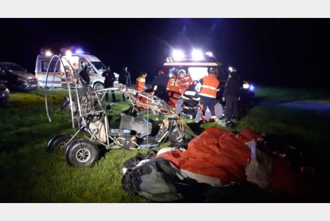 Doi barbati au decedat in urma prabusirii cu parapanta