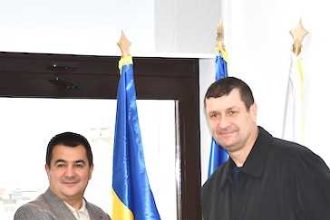 Echipa nationala de bob a Romaniei felicitat la Consiliul Judetean Arges pentru performantele olimpice obtinute