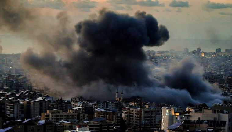 Iran zeci de avioane israeliene au atacat tinte strategice explozii puternice la Teheran
